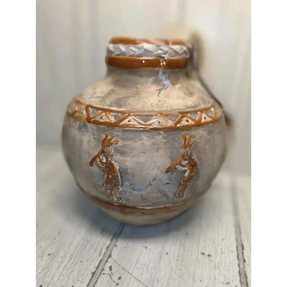 VTG 2005 Kokopelli Design Native American Pottery Large Ceramic Vase Leather Tie